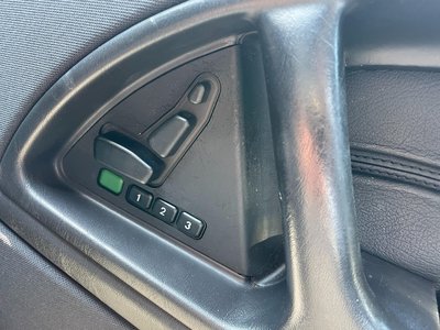 2000 Mercedes-BENZ SL thumbnail 32