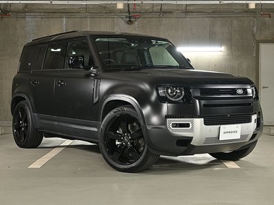 LAND ROVER DEFENDER - 1