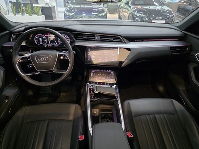 AUDI Q8 E-TRON - 5