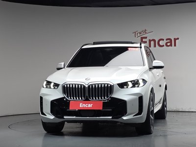 2024 BMW X5 photo 2