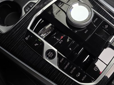 2024 BMW X5 缩略图 13