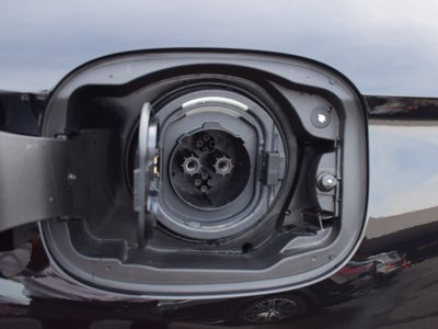 2026 Mercedes-BENZ GLC photo 9