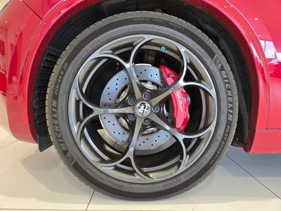2019 ALFA Romeo STELVIO 缩略图 47