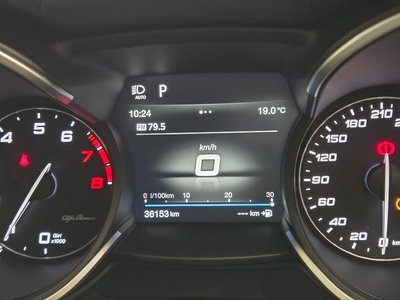 2019 ALFA Romeo STELVIO 缩略图 50