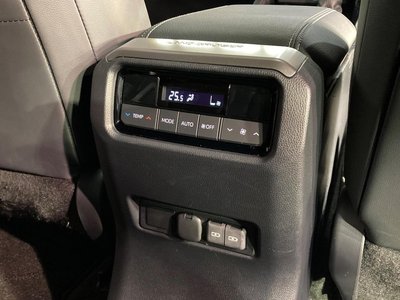 2025 Toyota LAND CRUISER 250 缩略图 40