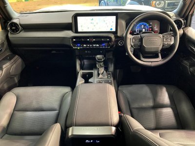 2025 Toyota LAND CRUISER 250 — фото 2