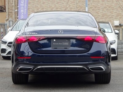 MERCEDES-BENZ E-CLASS - 5