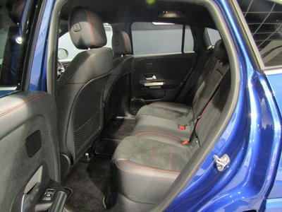 MERCEDES-BENZ EQA - 8