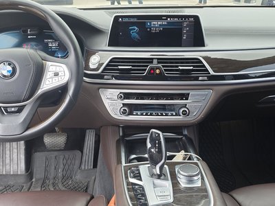 2021 BMW 7 SERIES 照片 6