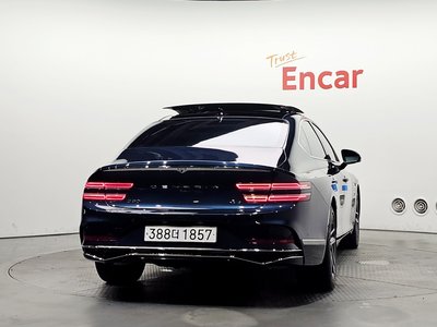 GENESIS G80 (RG3) - 4
