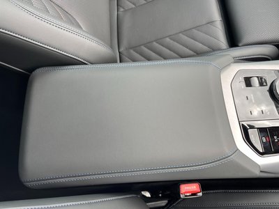 2024 BMW X3 thumbnail 27