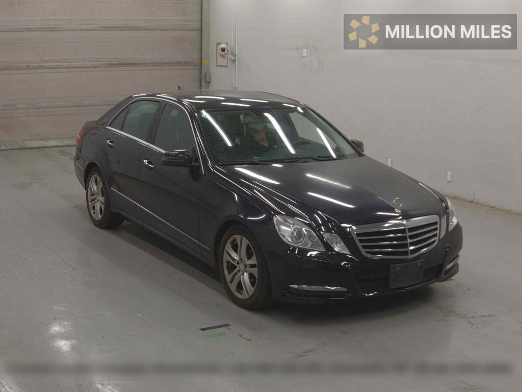 MERCEDES-BENZ E-CLASS - View 1