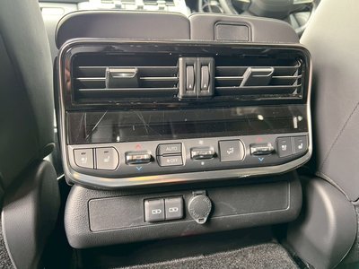 صورة مصغرة 41 لـ 2022 Toyota LAND CRUISER 300