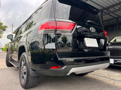صورة مصغرة 28 لـ 2022 Toyota LAND CRUISER 300