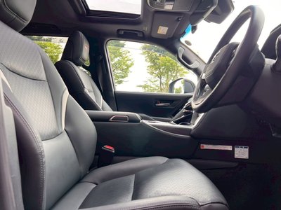 صورة مصغرة 55 لـ 2022 Toyota LAND CRUISER 300
