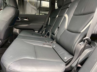 صورة مصغرة 36 لـ 2022 Toyota LAND CRUISER 300