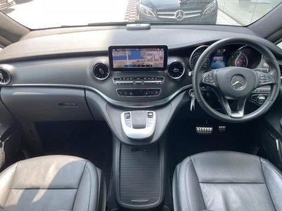 MERCEDES-BENZ V-CLASS - 2