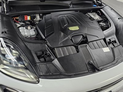 PORSCHE CAYENNE - 7