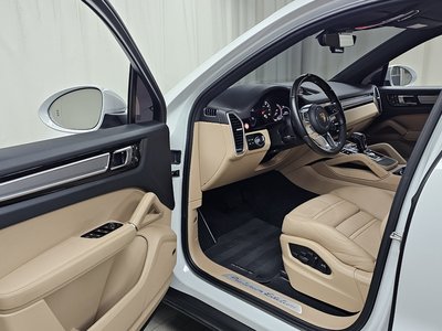 PORSCHE CAYENNE - 10