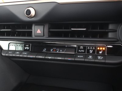 TOYOTA CROWN SPORT - 10