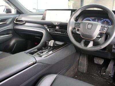 TOYOTA CROWN SPORT - 4