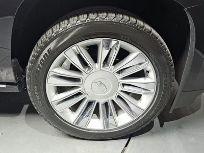 CADILLAC ESCALADE - 6