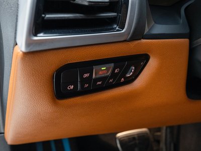 2025 BMW 8 SERIES — миниатюра 14