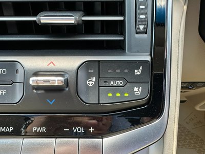 2023 Toyota LAND CRUISER 300 缩略图 26