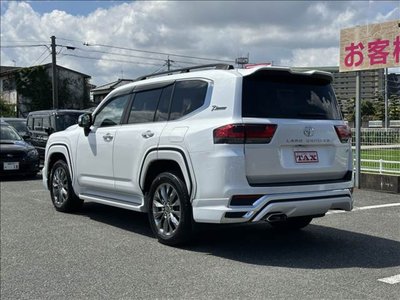 2023 Toyota LAND CRUISER 300 — фото 3