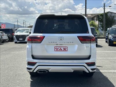 2023 Toyota LAND CRUISER 300 缩略图 17