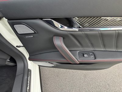 صورة مصغرة 62 لـ 2022 Maserati QUATTROPORTE