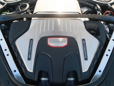 PORSCHE PANAMERA - 3