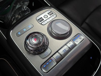 2022 Genesis G90 (RS4) — миниатюра 12