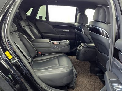 2022 Genesis G90 (RS4) — миниатюра 18