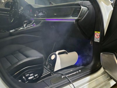 PORSCHE PANAMERA - 3