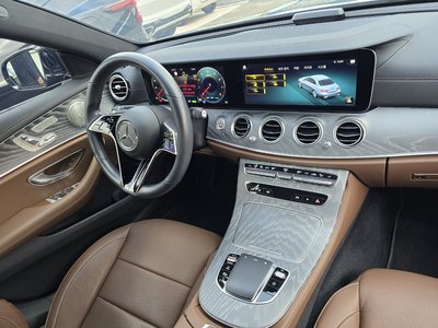 MERCEDES-BENZ E-CLASS - 9