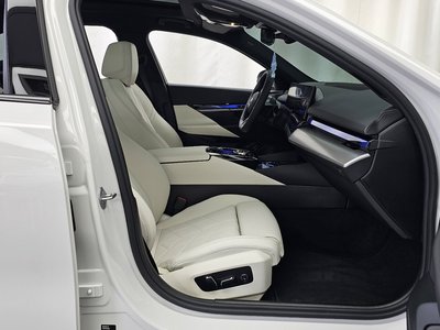 صورة مصغرة 11 لـ 2026 BMW I5