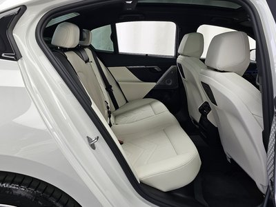 صورة مصغرة 12 لـ 2026 BMW I5