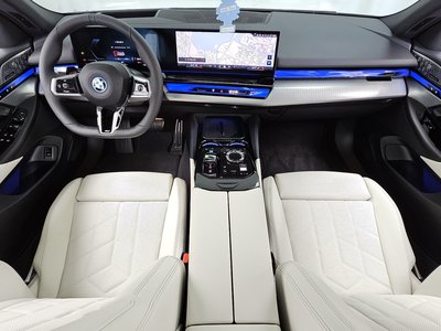 BMW I5 - 5