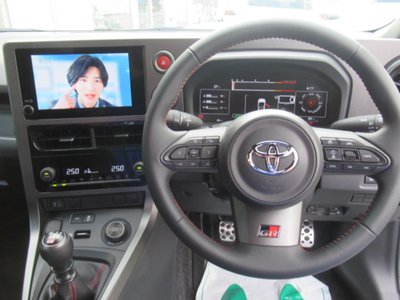 2026 Toyota GR YARIS — миниатюра 11