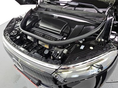 MERCEDES-BENZ EQS - 7