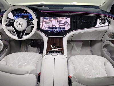 MERCEDES-BENZ EQS - 5