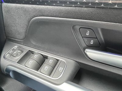 صورة 12 لـ 2025 Mercedes-BENZ EQB