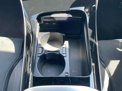 2025 Mercedes-BENZ C-CLASS 缩略图 16