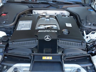 MERCEDES-BENZ GT 4-DOOR COUPE AMG - 9