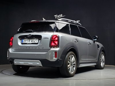 MINI COUNTRYMAN - 4