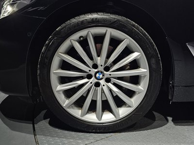 BMW 5 SERIES - 6