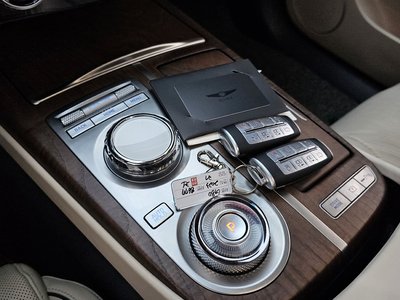 2023 Genesis G80 (RG3) — миниатюра 12