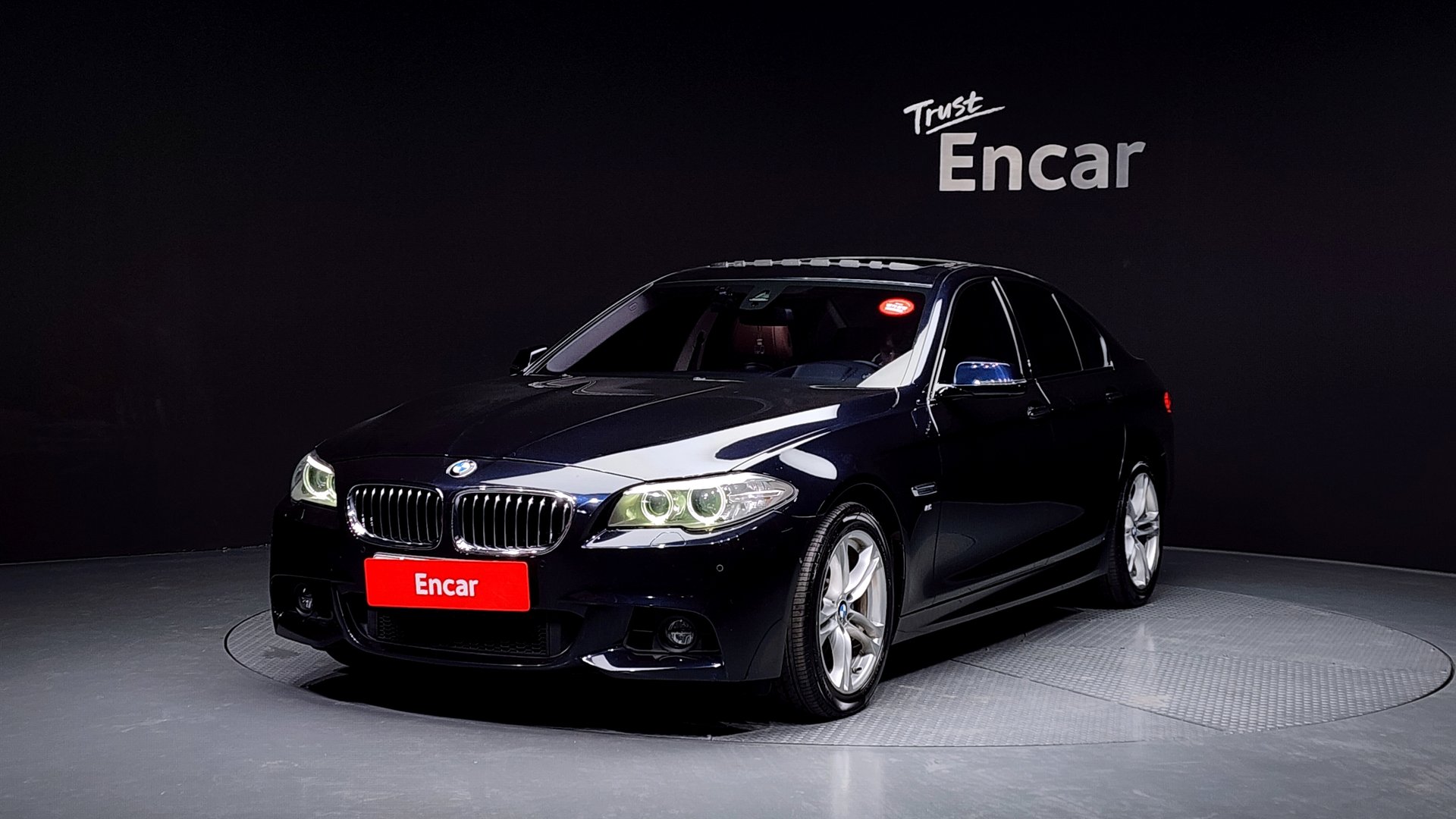 BMW 5 SERIES - View 1