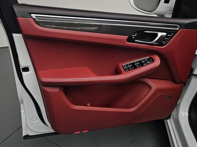 2022 Porsche MACAN — миниатюра 14